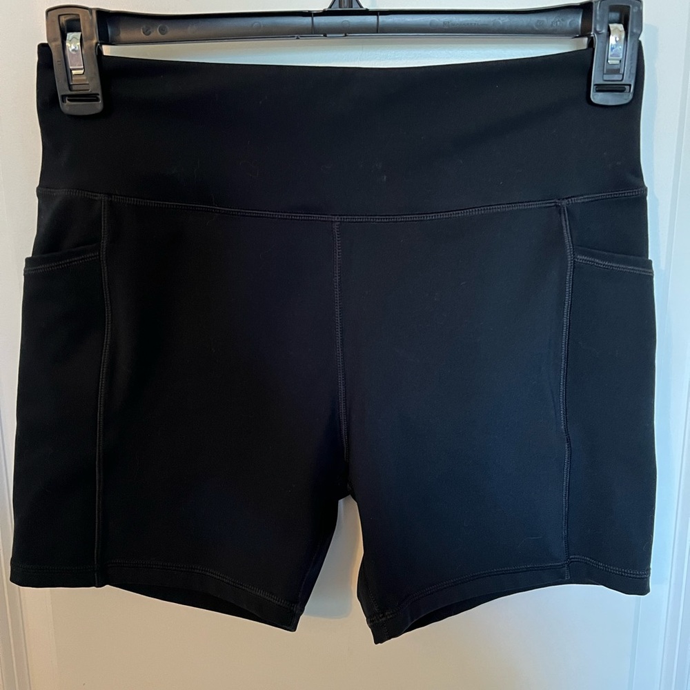 XL bike shorts 5 inch inseam with pockets